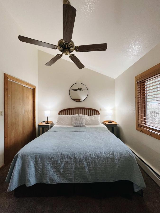 Cozy Cabin Close To Downtown Woodland Park Esterno foto